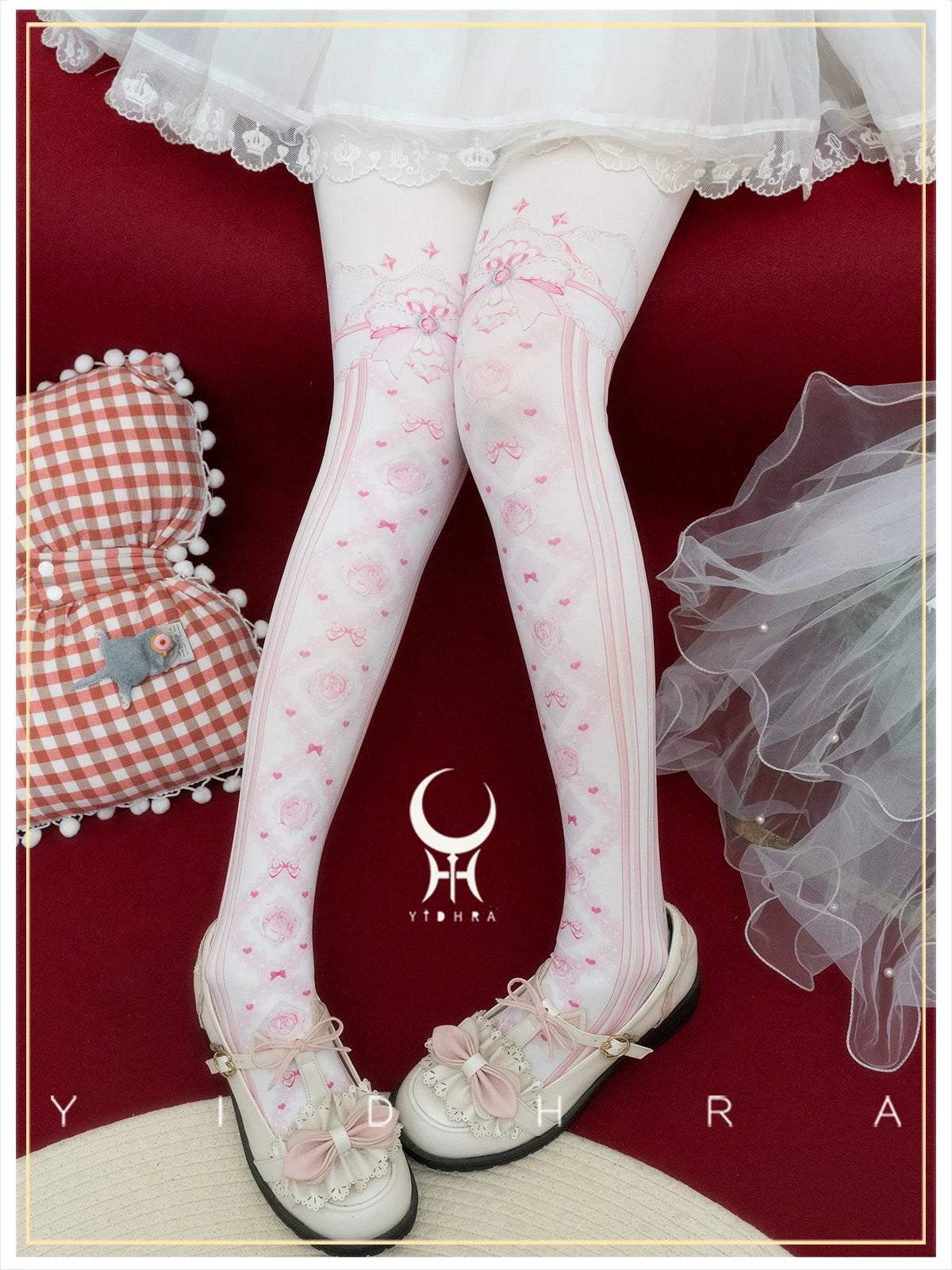 Yidhra Sweet Interlace Rose Print Lolita Tights – detail view 3