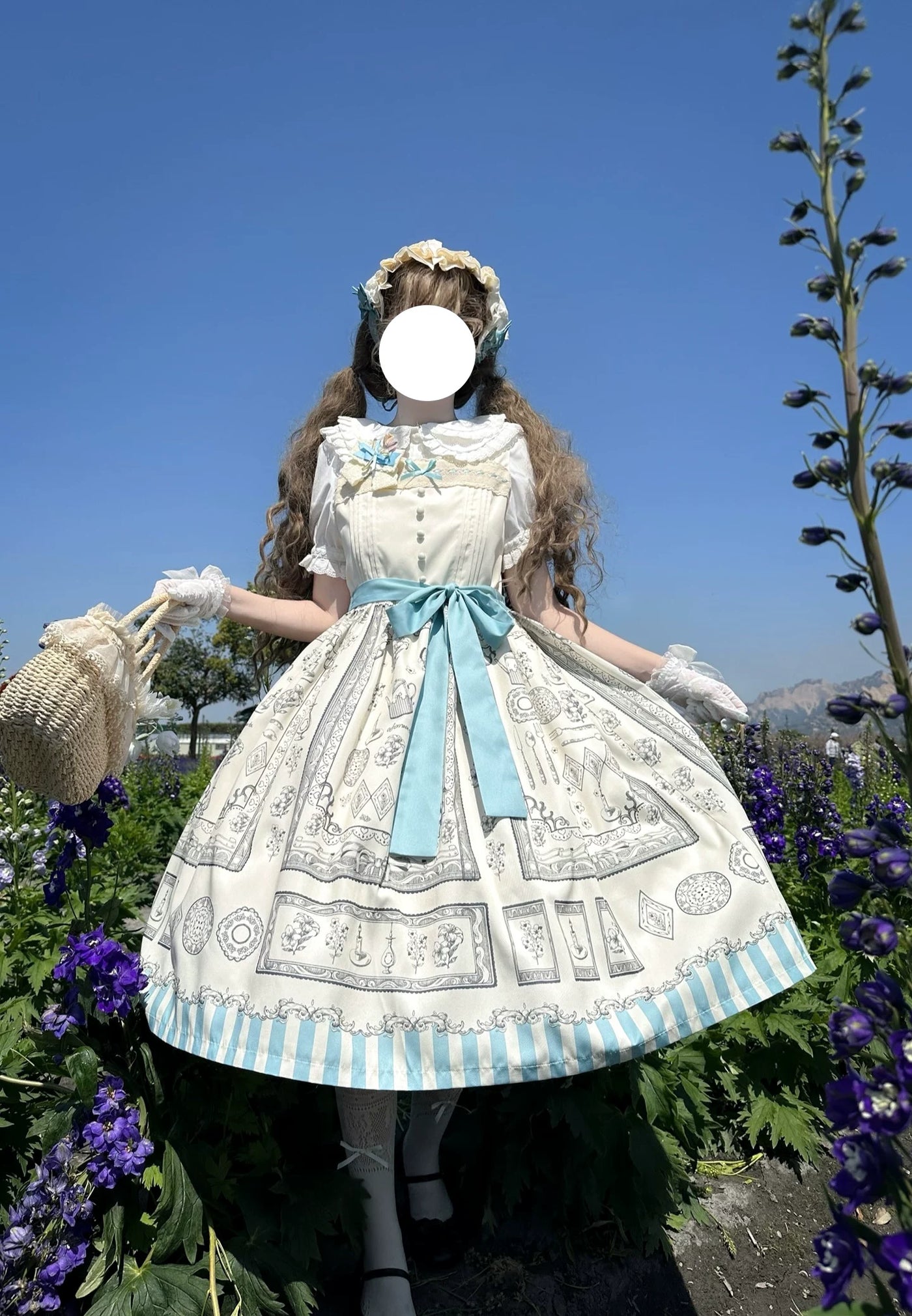 GZYRZ - Porcelain Heart Dream - Lolita Fashion with a Pencil-Style Illustration Print