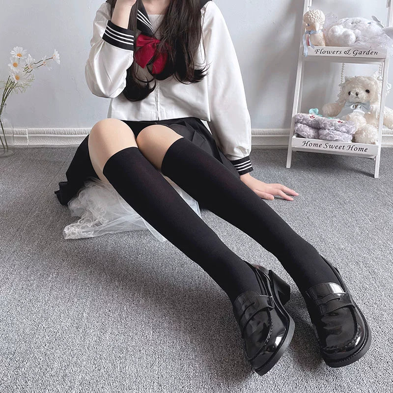 Floral Milk Cat - Black Multi-Length - Thin Heelless Socks in Four Lengths