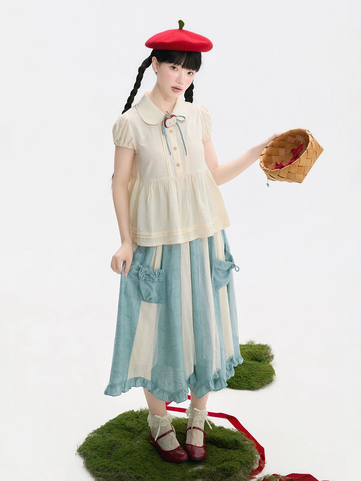 Baozi Pig - Peter Pan Collar Blouse - Pure-Cotton Short-Sleeve Blouse with a Peter Pan Collar