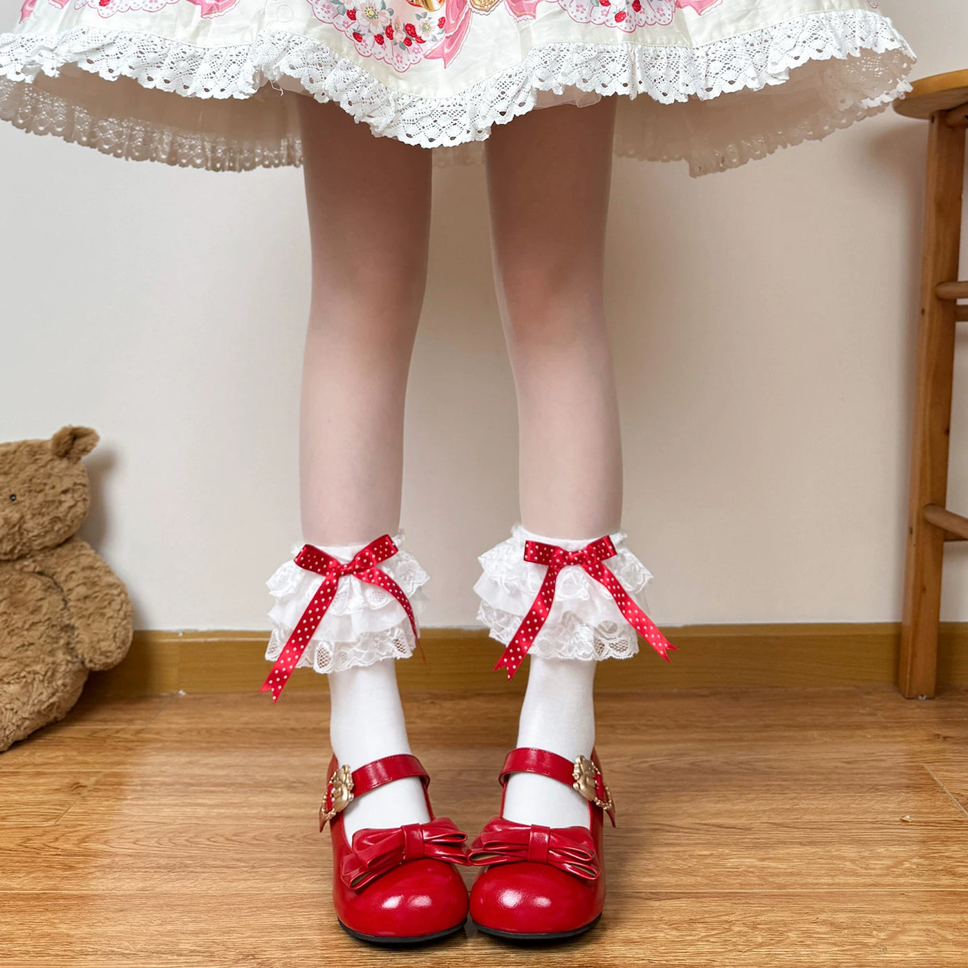 Chubby Bear Tales - Strawberry Ribbon Collection - Red-and-White Socks with Bow and Pom-Pom Variants