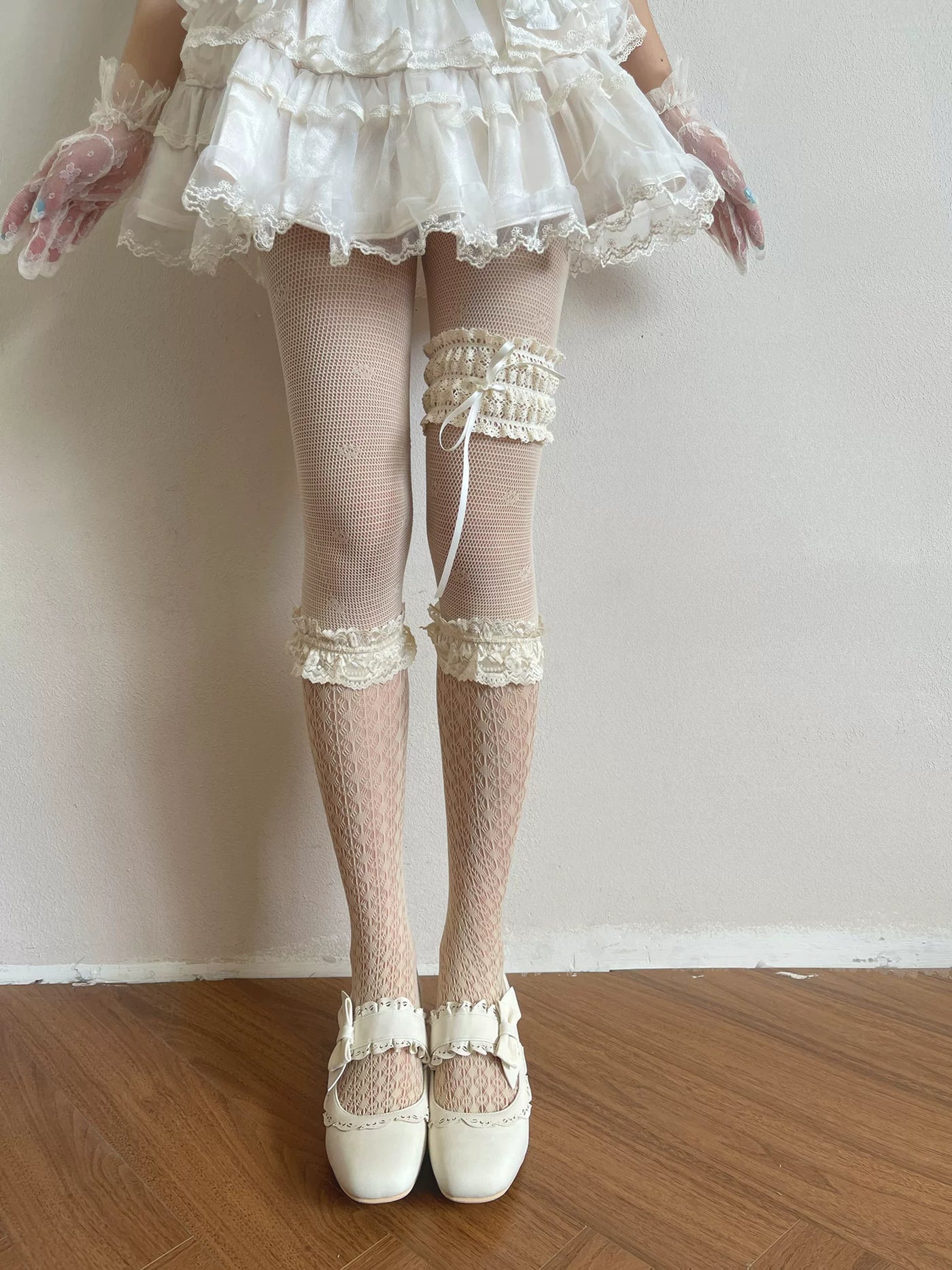 Sock Noble - Cream Puff - Cream-Beige Pantyhose or Thigh Garter with Lace Trim