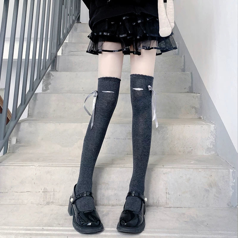 Floral Milk Cat - Ribbon Tie - Over-knee socks with side bows and long ties