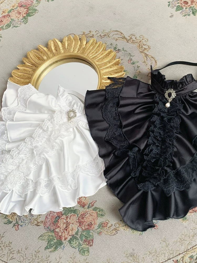 With PUJI - Carolyn - Lolita Blouse detail view 3