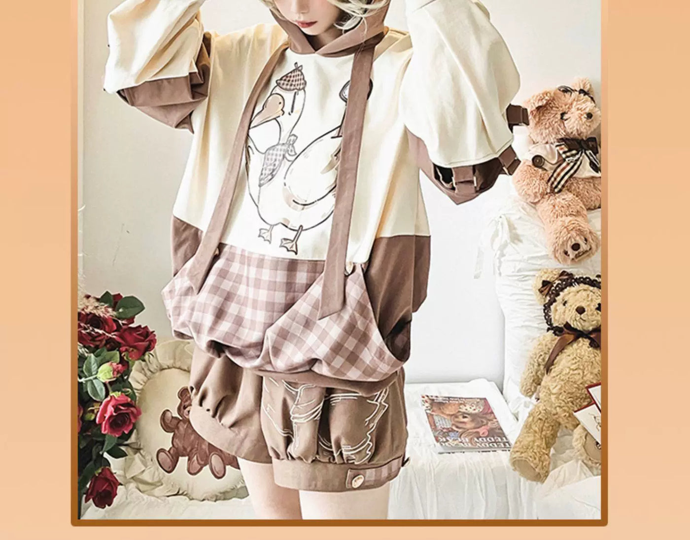 Baozi Pig - Detective Goose - Hooded Long-Sleeve Sweatshirt with Duck Graphic