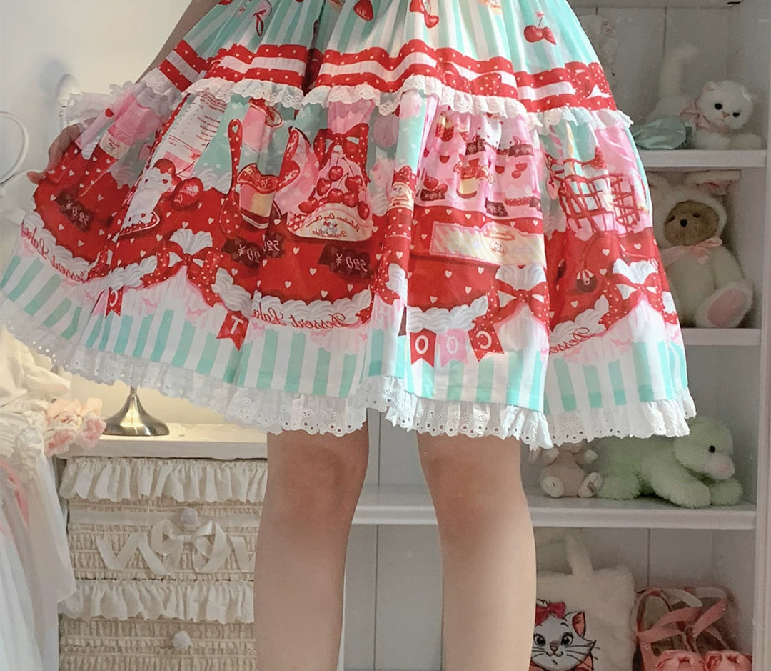 roji roji cake motif socks shown in Pink, Red, Brown, and Mint colourways.