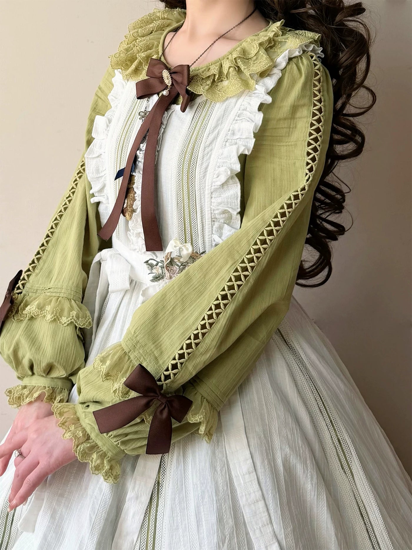 Carol Goddess - Tasha's Garden OP - Olive green classic Lolita