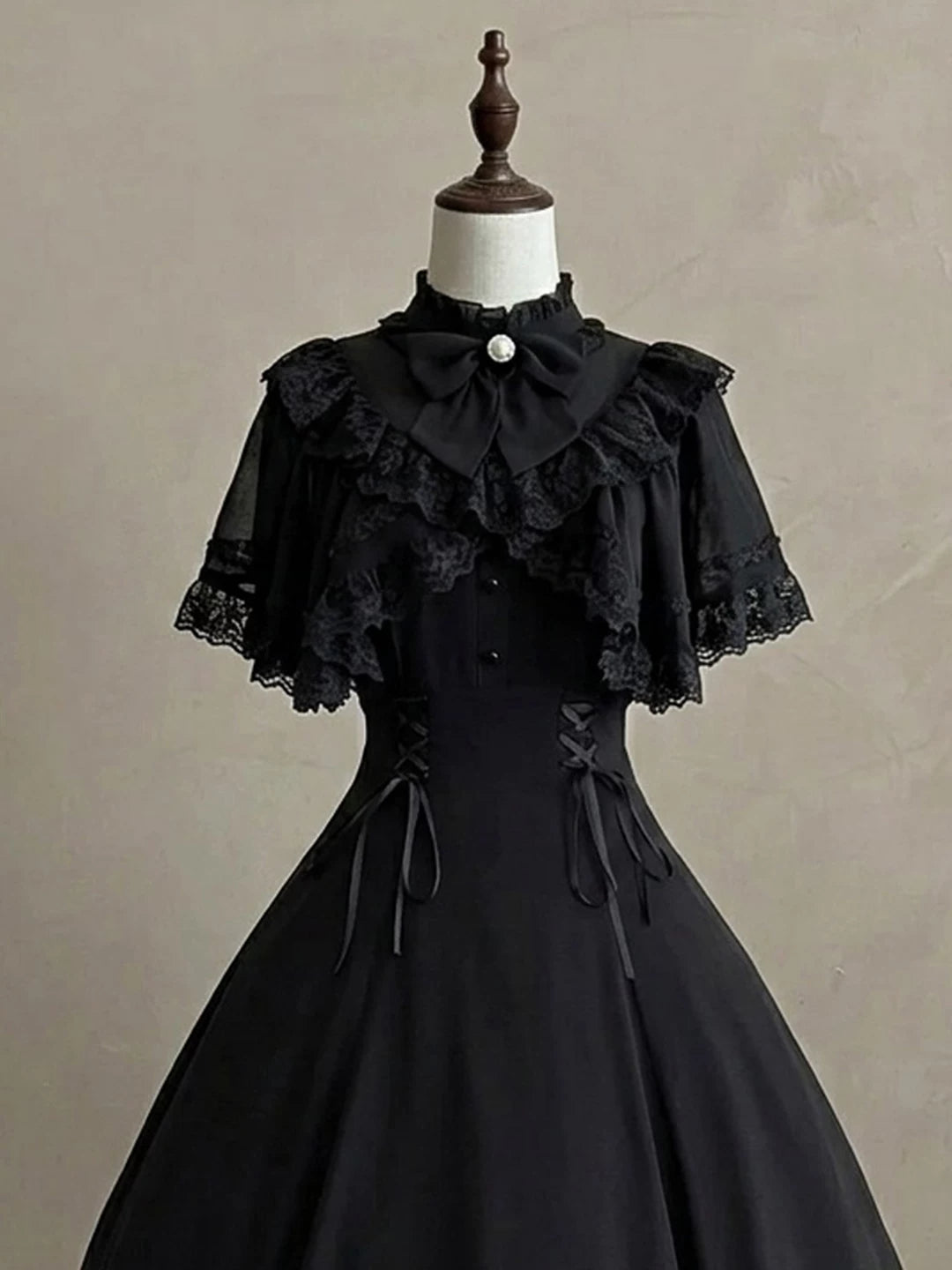 Creamy - Black Bow Cape - Black One-Piece Dress with Layered Lace Cape
