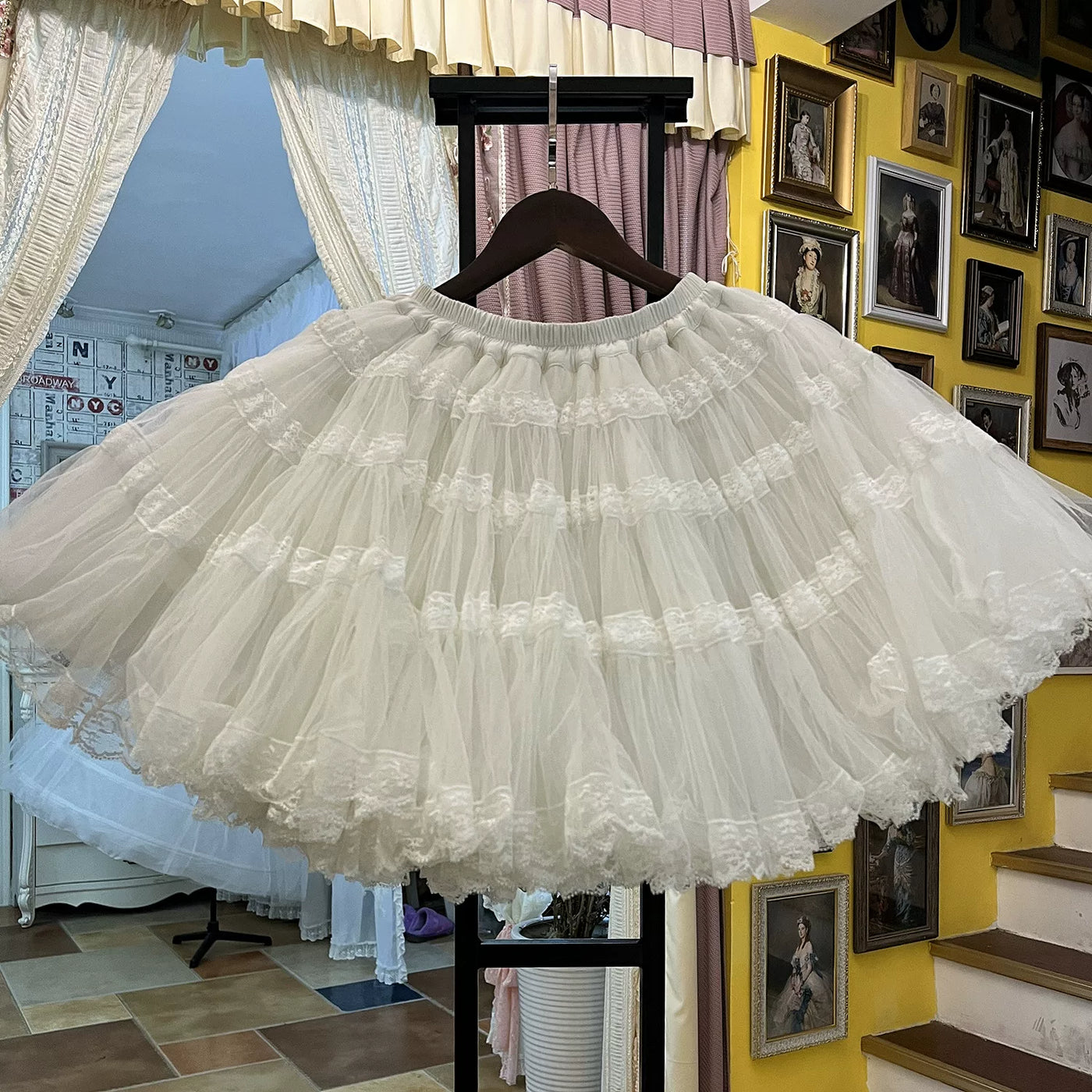 LACE GARDEN milky white tiered tutu Lolita super skirt with scalloped lace trim