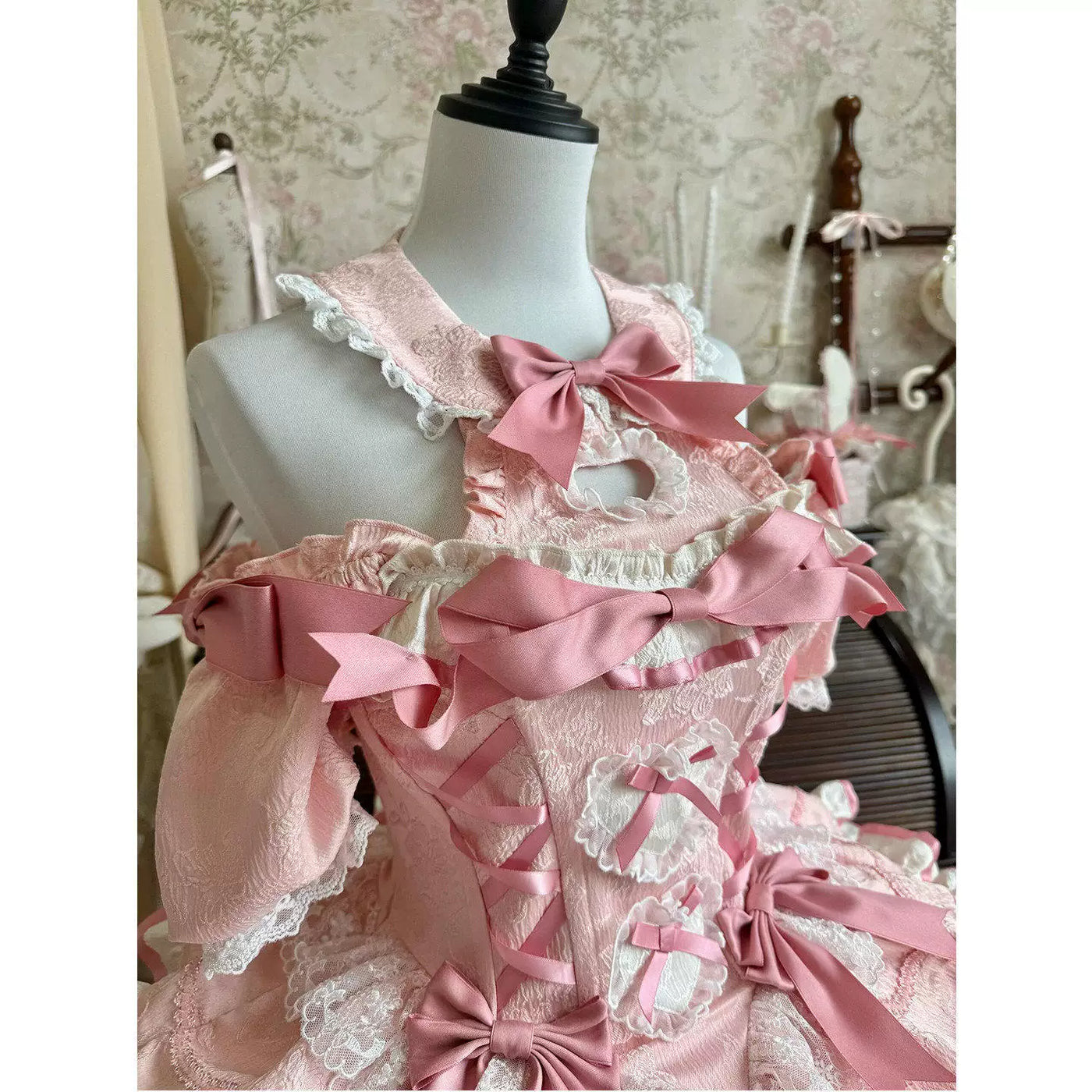 Creamy - Rabbit Bow Train - Pink OP Dress with Bows and a Train