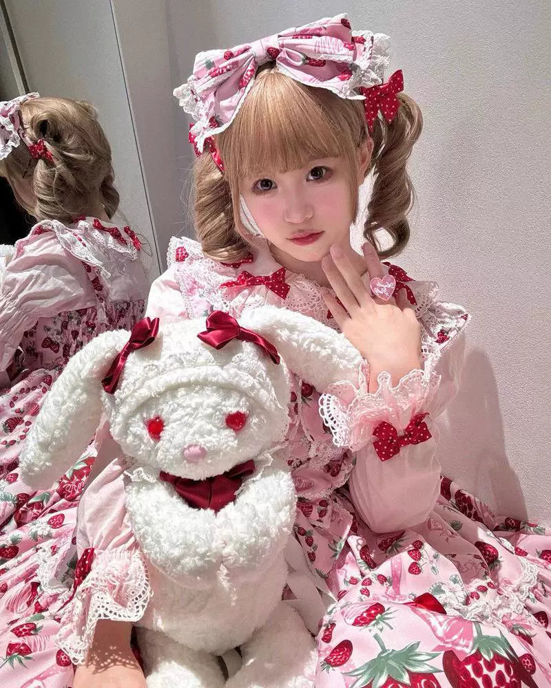 Sweetheart Dream Machine - Vintage Doll Collar - Blouse with Lace Trim, Bow Accents and Ruffled Hem