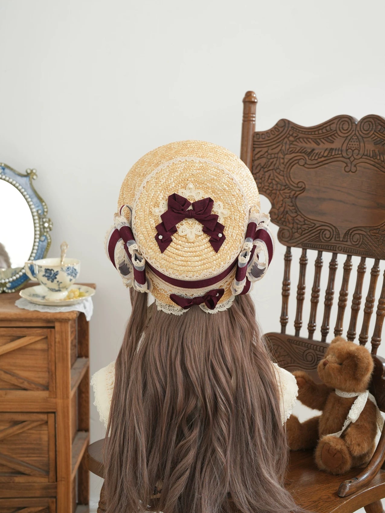 Star Box - Old Summer Shadow - Straw Bonnet with a Lace-Trimmed Brim