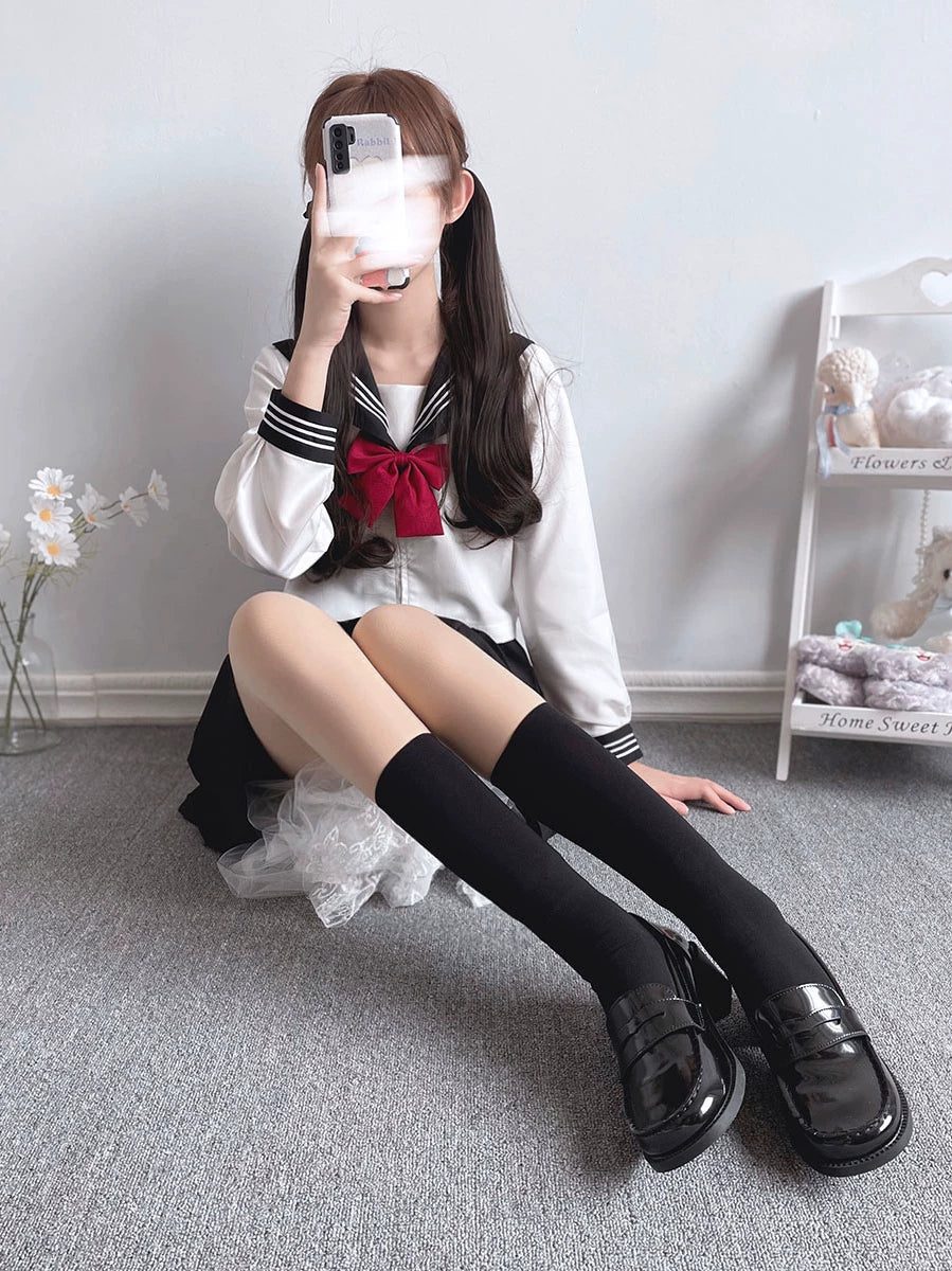 Floral Milk Cat - Black Multi-Length - Thin Heelless Socks in Four Lengths