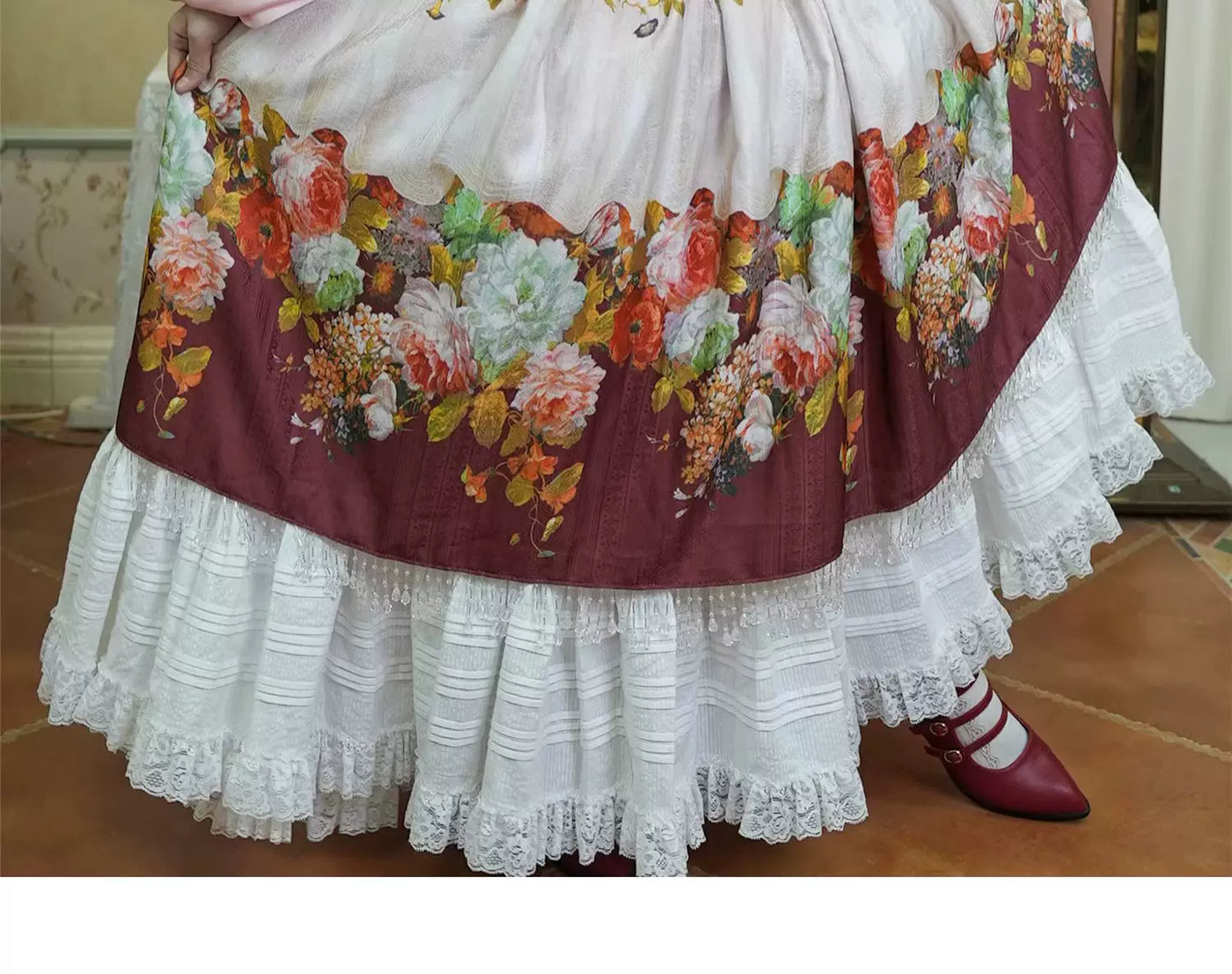 LACE GARDEN - Rainy Season Garden - Blouse and Full Skirt Set with Lace Yoke