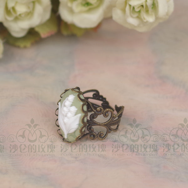 Rose of Sharon - Cameo Lolita Necklace and Ring - Neckwear