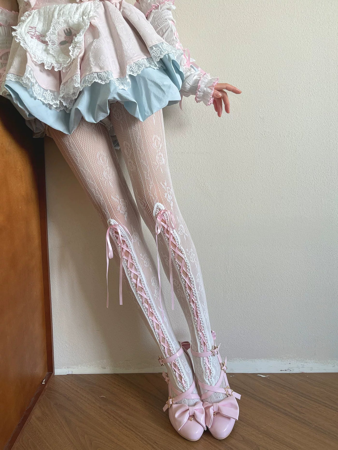 Sock Noble - Ballet Ribbon - White Lace Tights with Ribbon Lacing