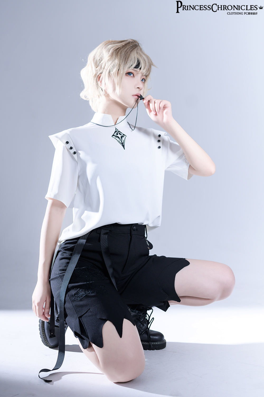 Princess Chronicles - Embroidered White Ouji Lolita Shirt - Innerwear