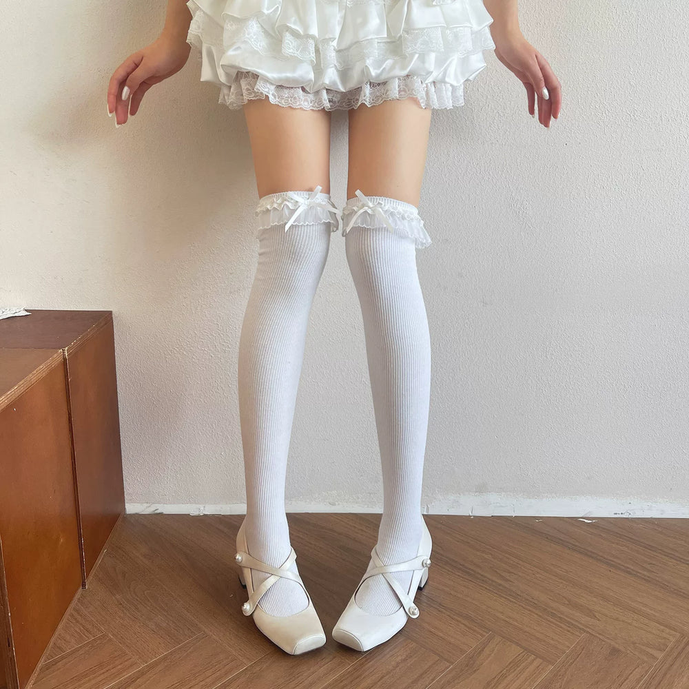 White style over-the-knee lace bow socks