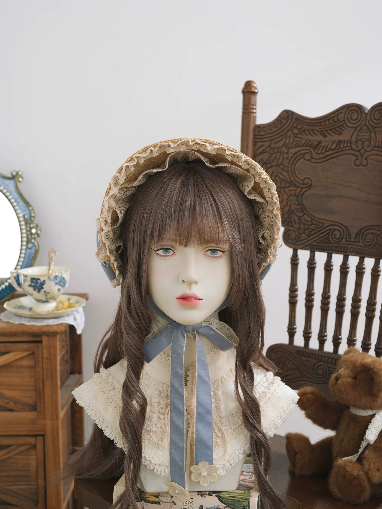 Star Box - Old Summer Shadow - Straw Bonnet with a Lace-Trimmed Brim