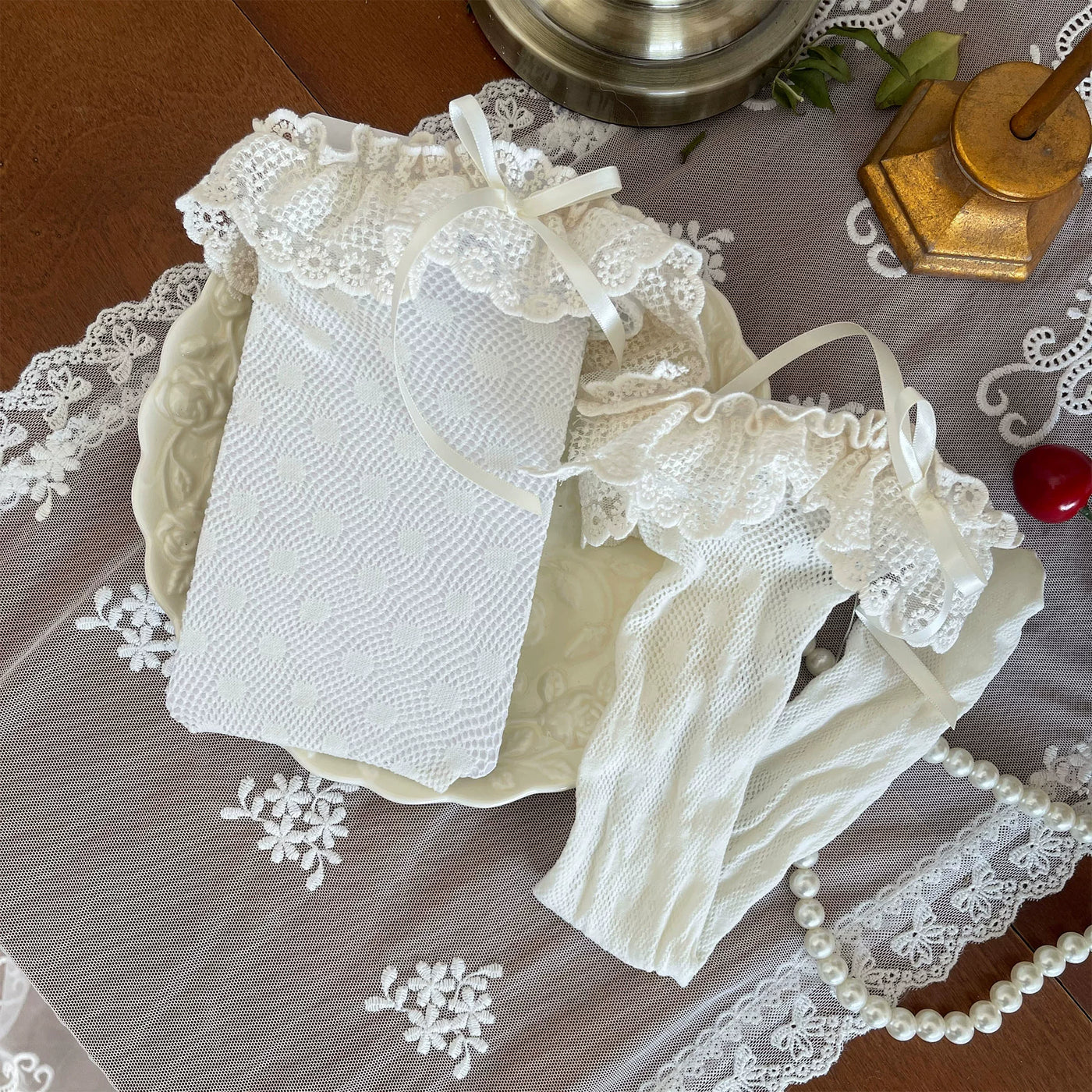 Sock Noble - Ballet Lace Layering - Pants with Lace-Up Detail