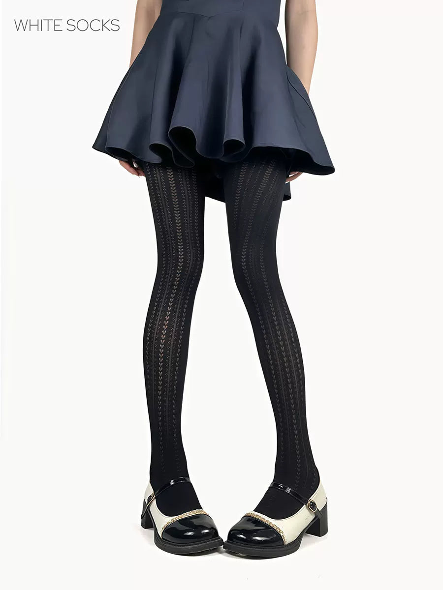 White Socks - British Heart Jacquard - Patterned tights with a vertical heart motif.