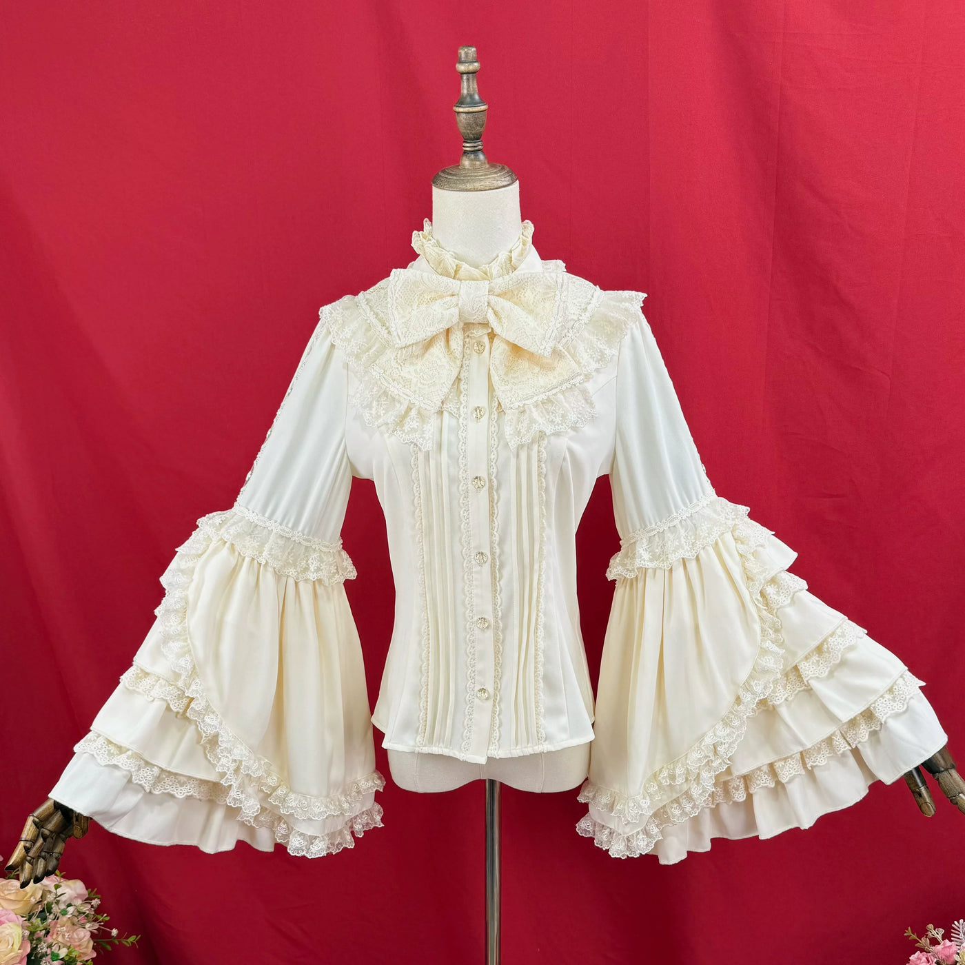 DMFS Lolita - Snow Mochi - Classic Lolita Hime Sleeve Shirt, Lace Accent