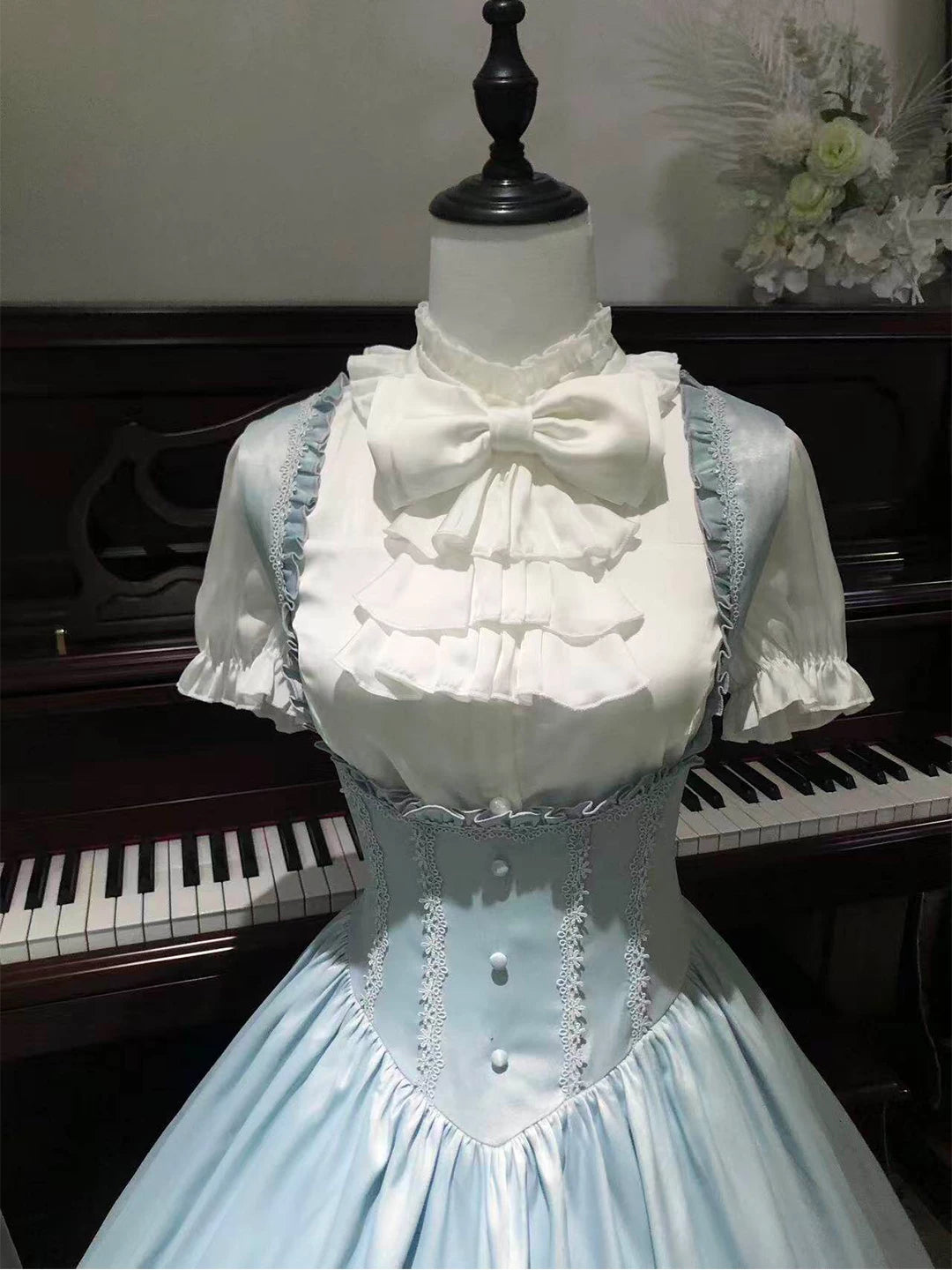 Creamy - Light Blue Lady - JSK set with a white bow blouse and blue suspender skirt