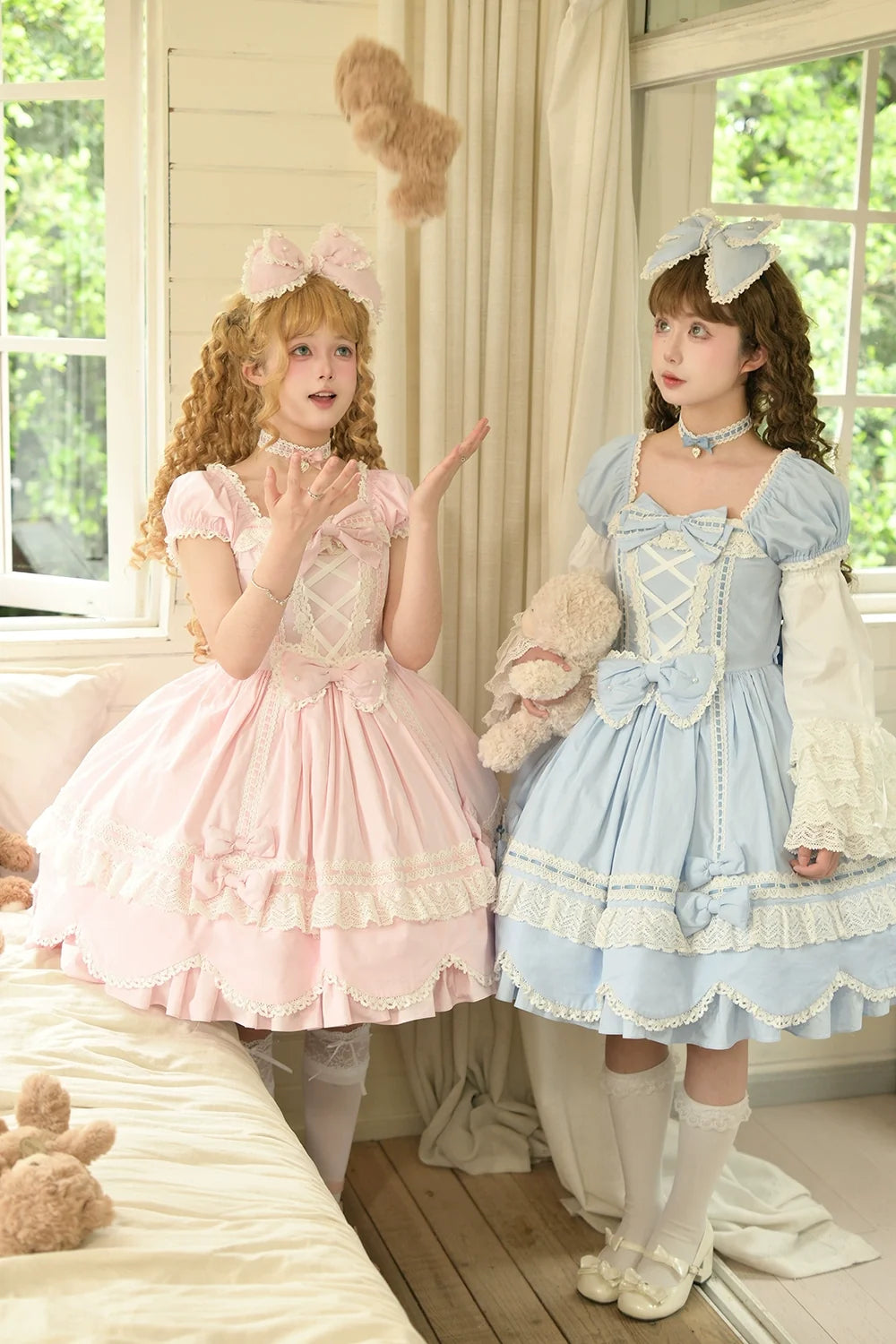 Miss Point - Vintage Petal Rabbit - Old School Lolita OP Cotton Dress, Petal-Shaped Hem
