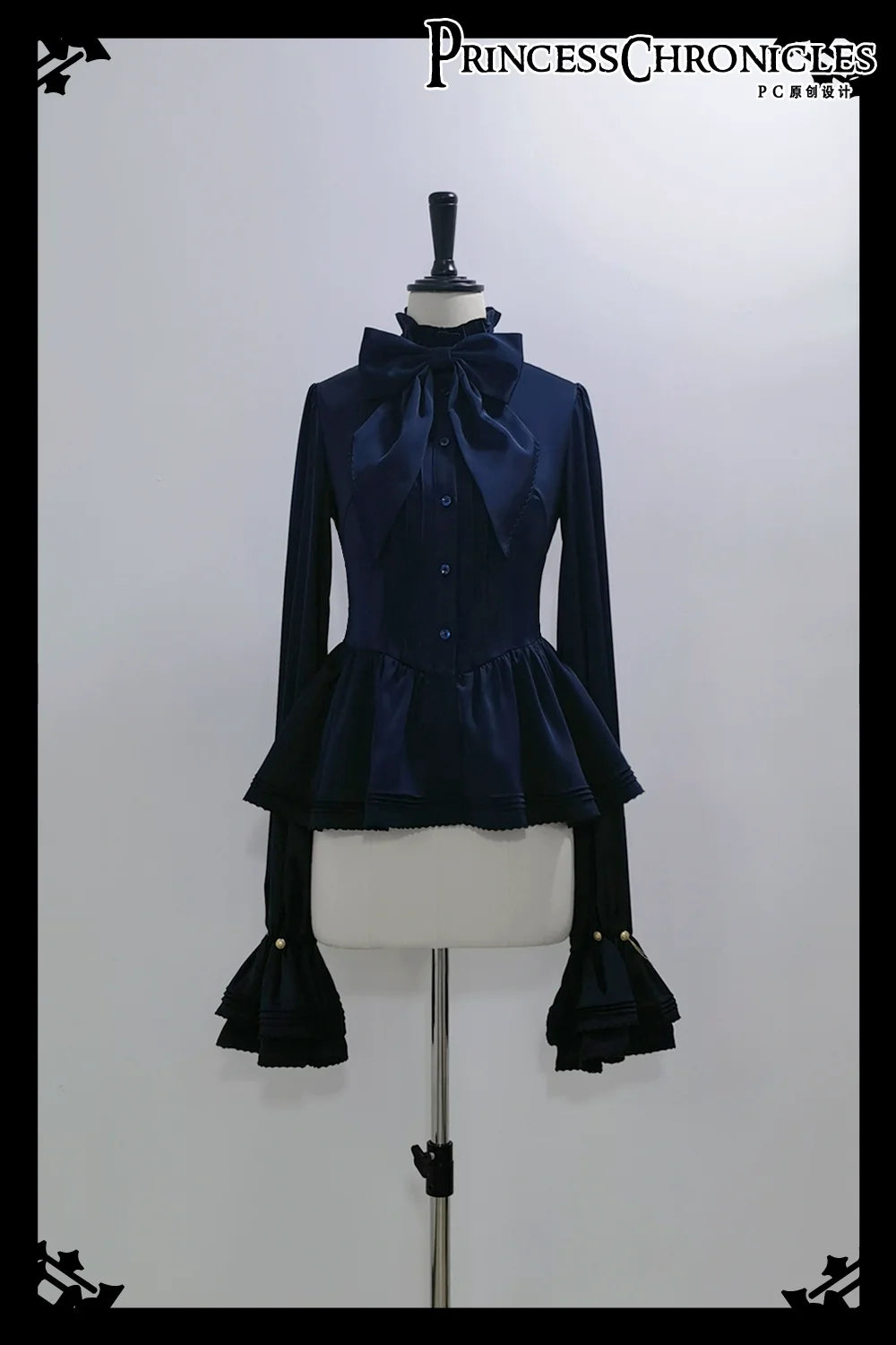 Rabbit Hunter - Ouji Lolita Shirt Sapphire Blue Long Sleeve Blouse XS Shirt with a detachable bow