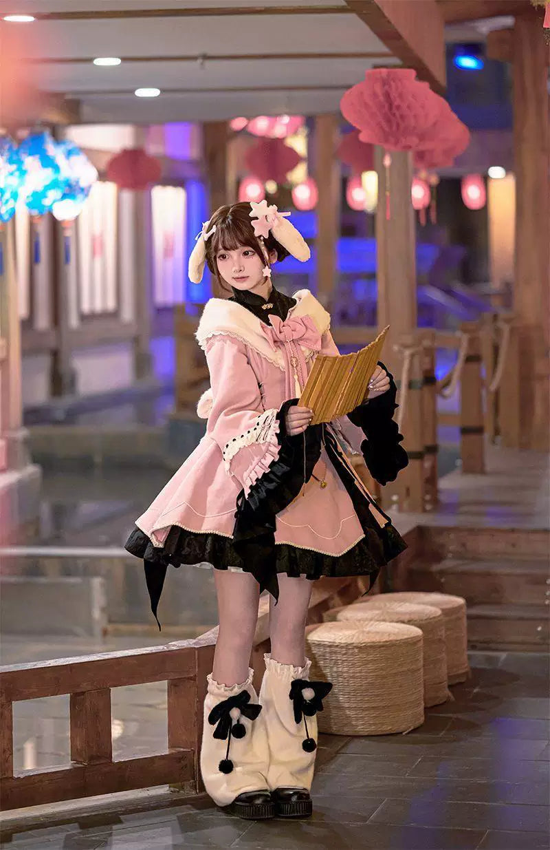 Black-red Maohua Chinese-style OP dress with cream ruffled bib and red bow