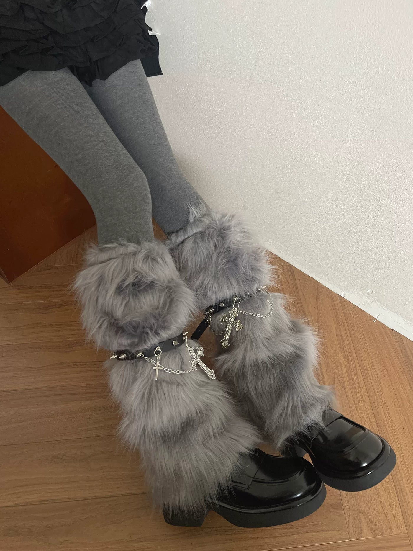 Sock Noble - Y2K Baroque - Long Sock Covers and Tights with Furry Chain Detail