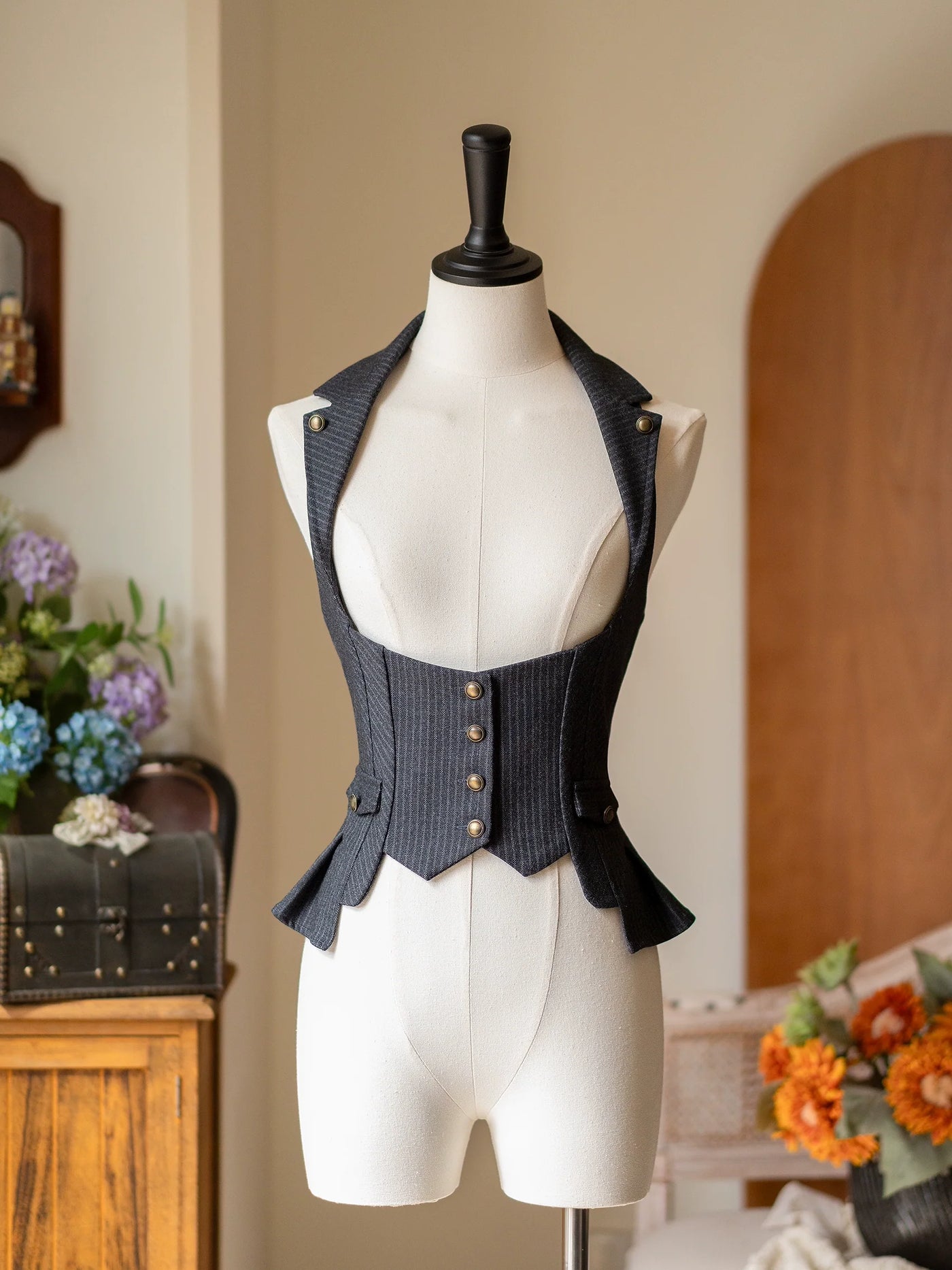 Forest Contract - Classic Lolita Striped Vest, Elastic Waist Charcoal Black S