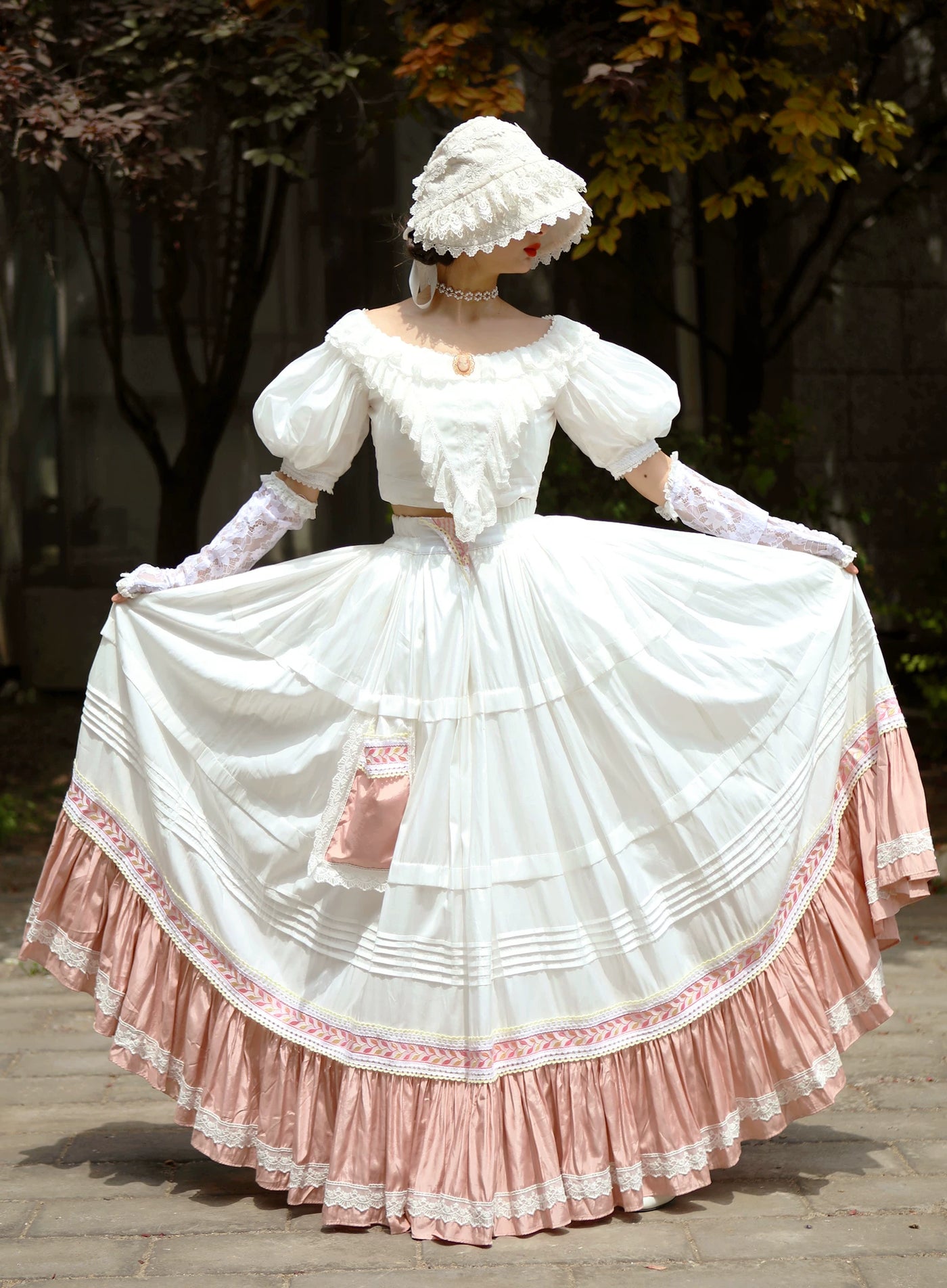 LACE GARDEN - Cool Summer Victoria - Antique-Style Full Skirt with Tiered Hem