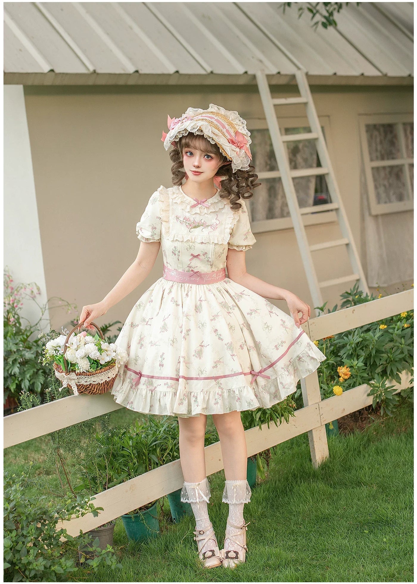 With PUJI - Fragrant Reminiscence - Classic Lolita Embroidered Collar Dress, Bellflower Print