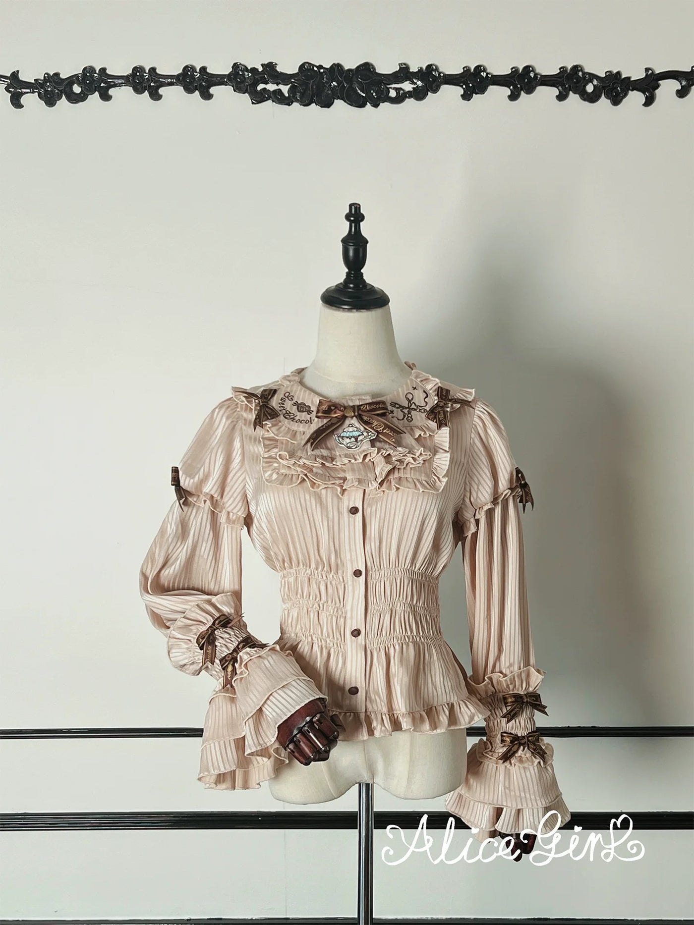 Alice Girl - Bear Chocolate Bar - Kawaii Lolita Blouse, Long Sleeve