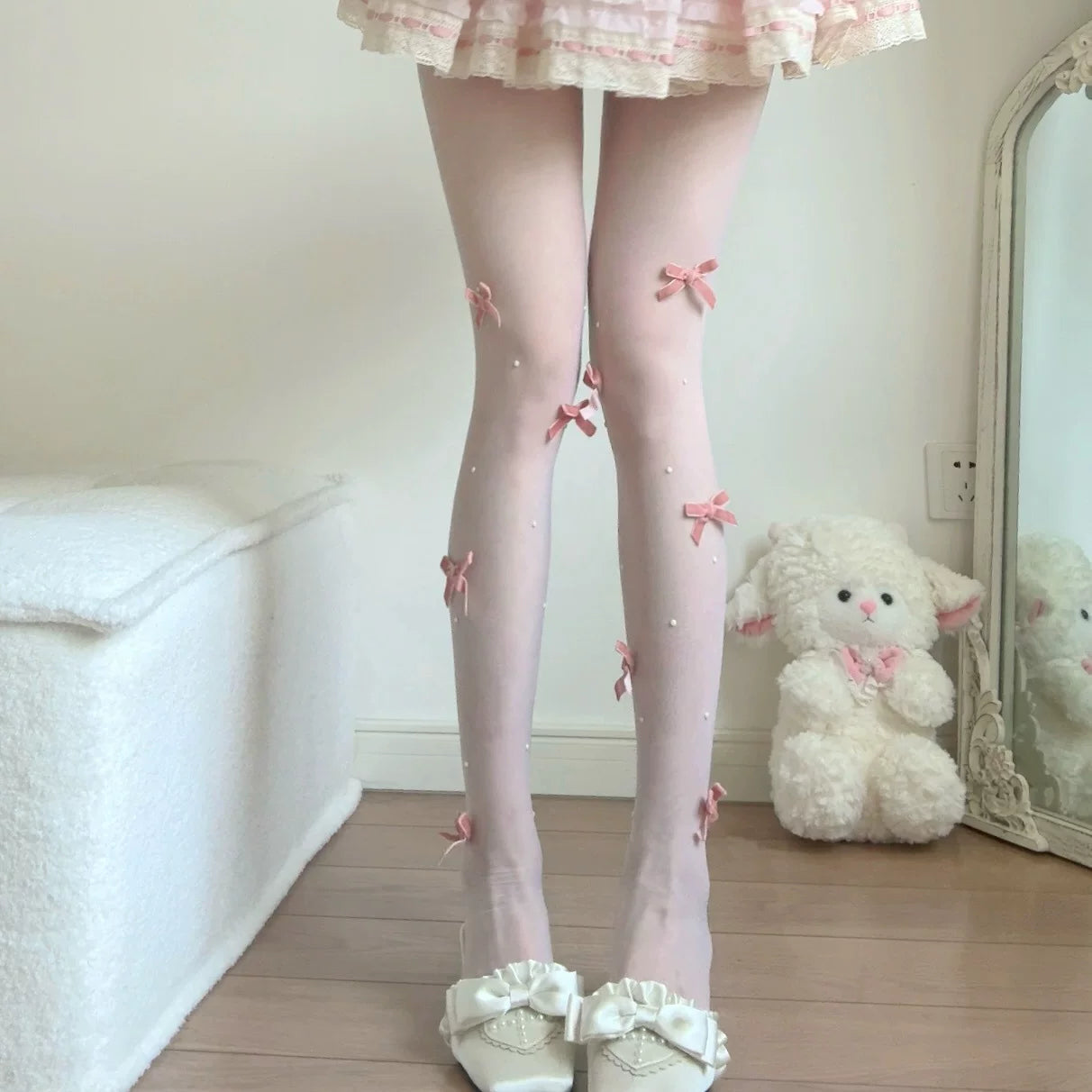Fantasy Doll - Pearl Bow - Sheer Tights