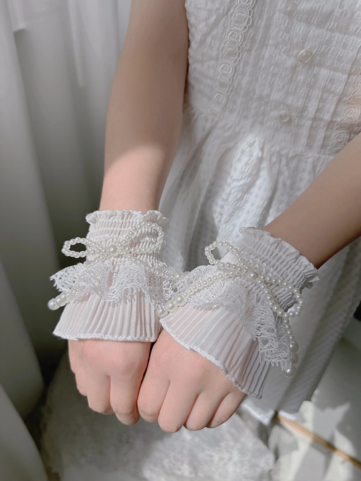 Fantasy Doll - Dreamy Doll Lace - Lace Sleeve Covers and Hand Sleeves with Ribbon Ties