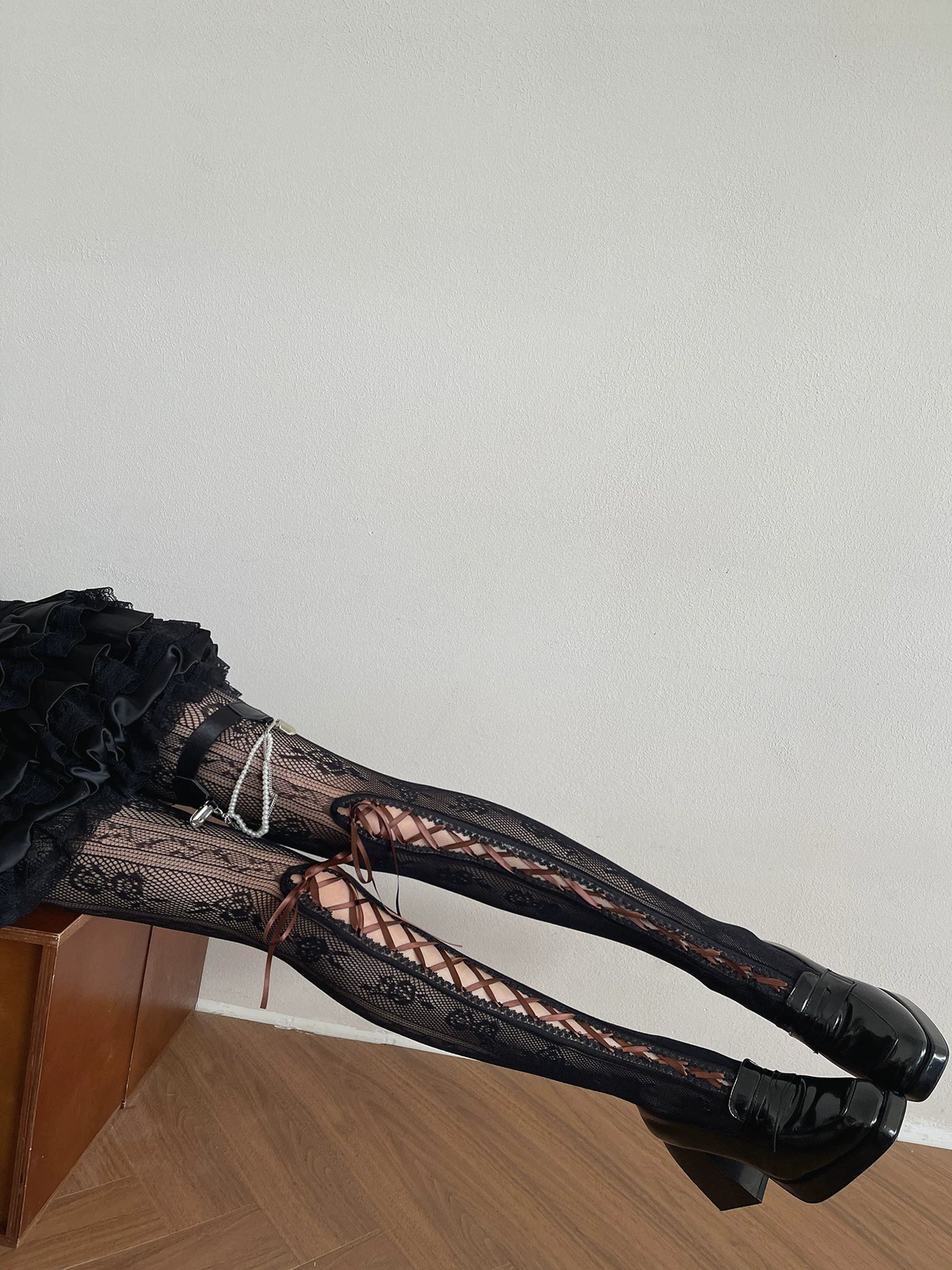 Sock Noble - Lace Strap Ballet - Lace Side-Lacing Tights with Coloured Band Options