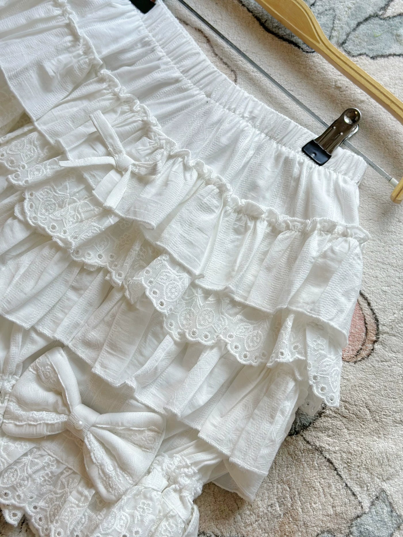 Jelly Girl - Layered Lace Bloomers - White or Beige Cotton Pumpkin Bloomers with Lace Ruffles