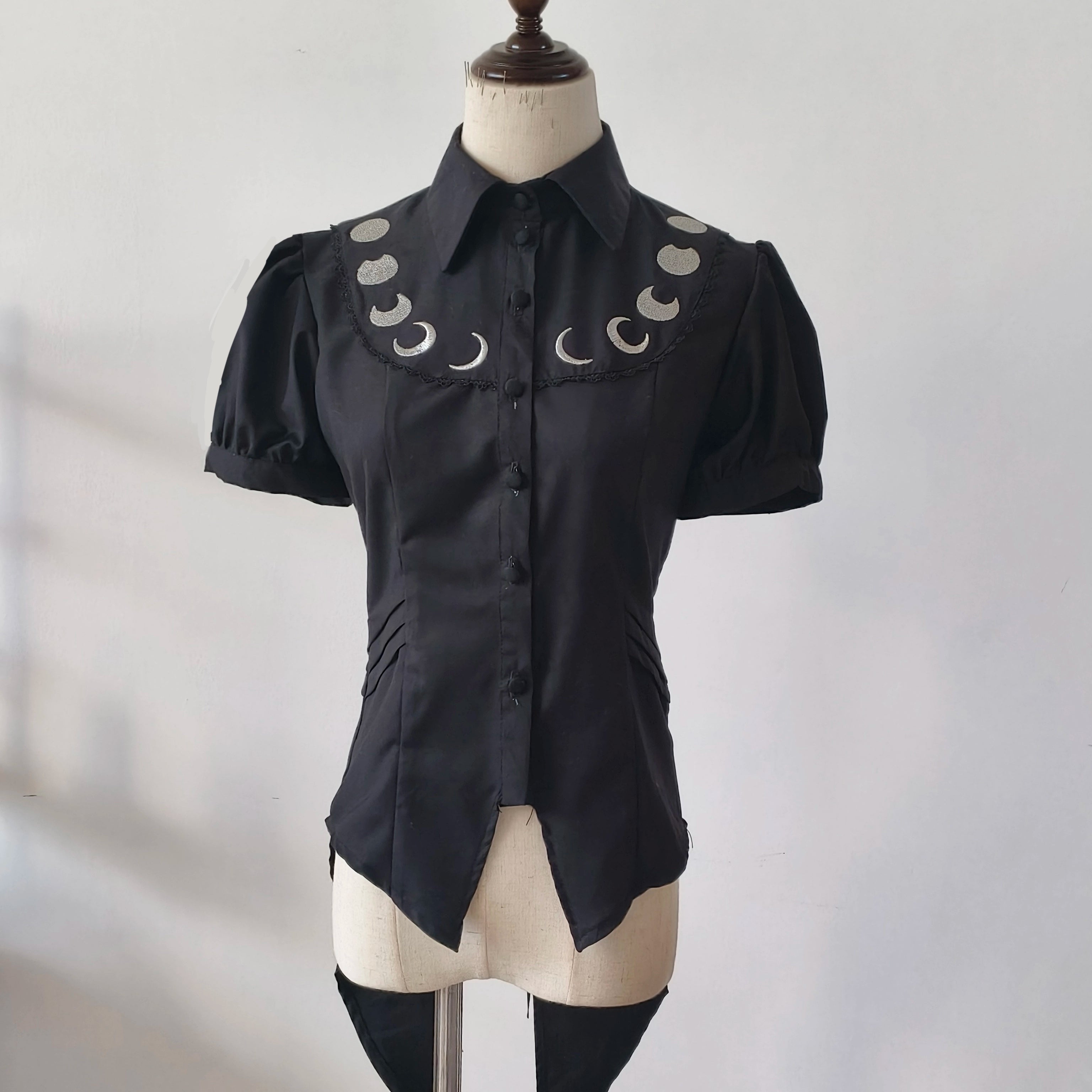 Spot Page Moon Phase Embroidery Shirt Acorn Lolita Original Design Gothic Everyday Elegance Inside
