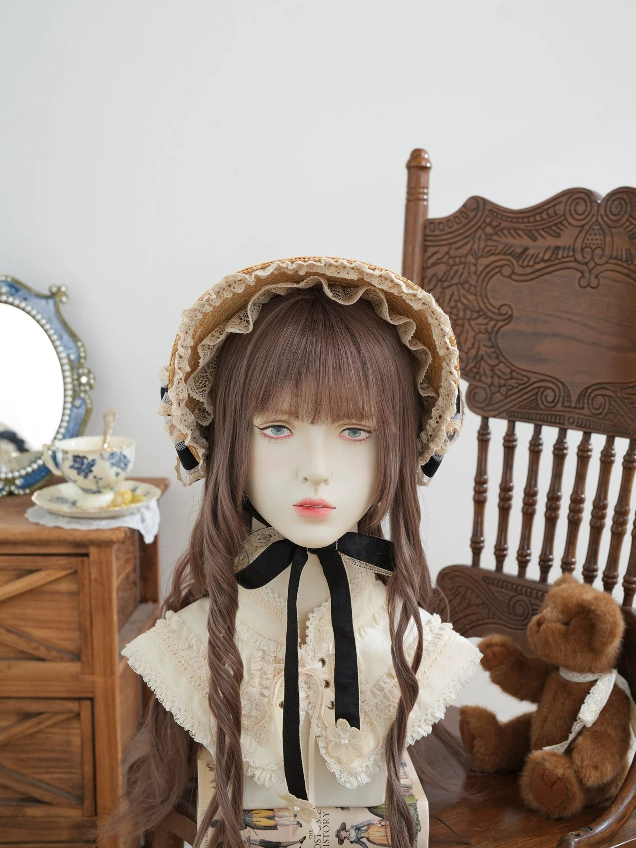 Star Box - Old Summer Shadow - Straw Bonnet with a Lace-Trimmed Brim