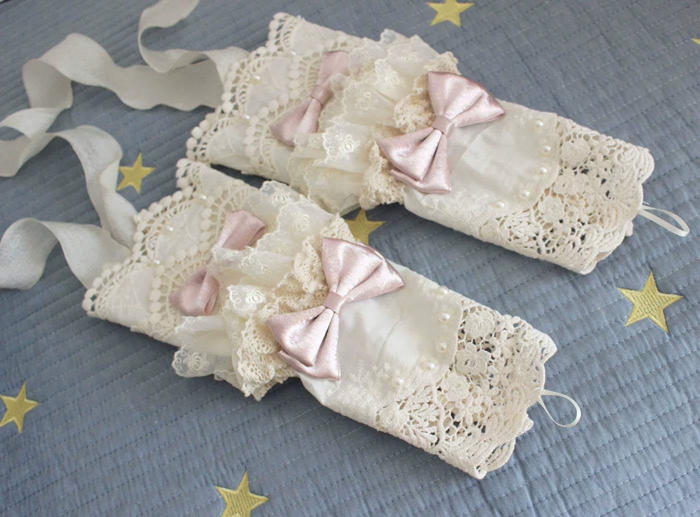 Deer Girl Handmade - Ribbon Lace - Cotton-fabric lace arm sleeves with ribbon bows