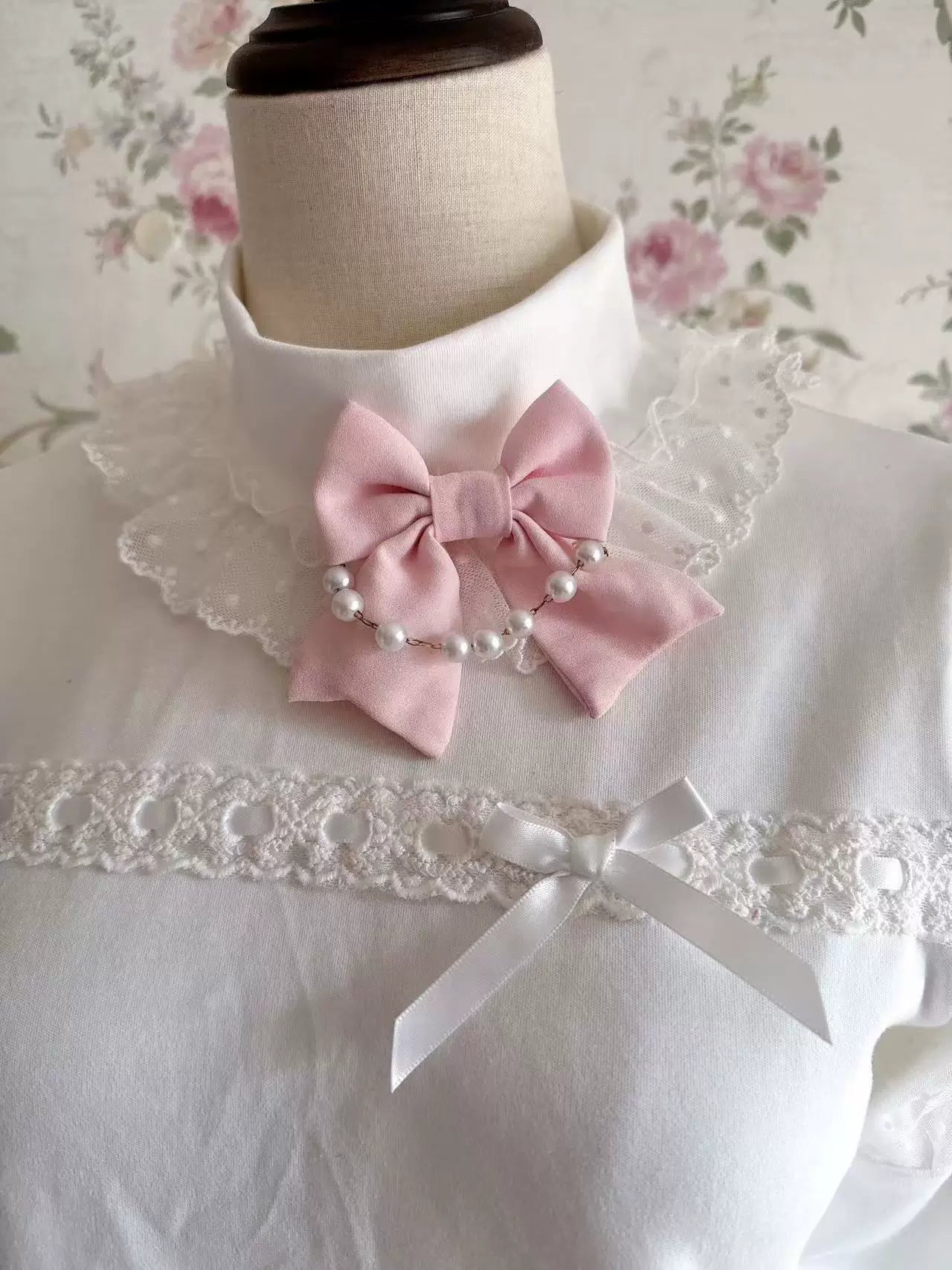 Galette Bunny - Sweet Bow - Bow Accessories with Lace and Pearl Details