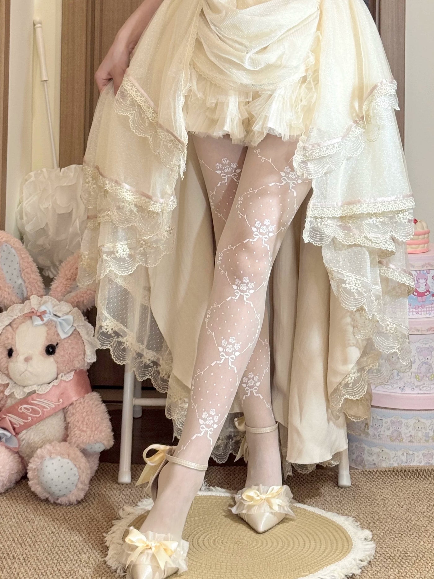 Fantasy Doll - Rose Dot - Tights with Rose-and-Bow Motifs