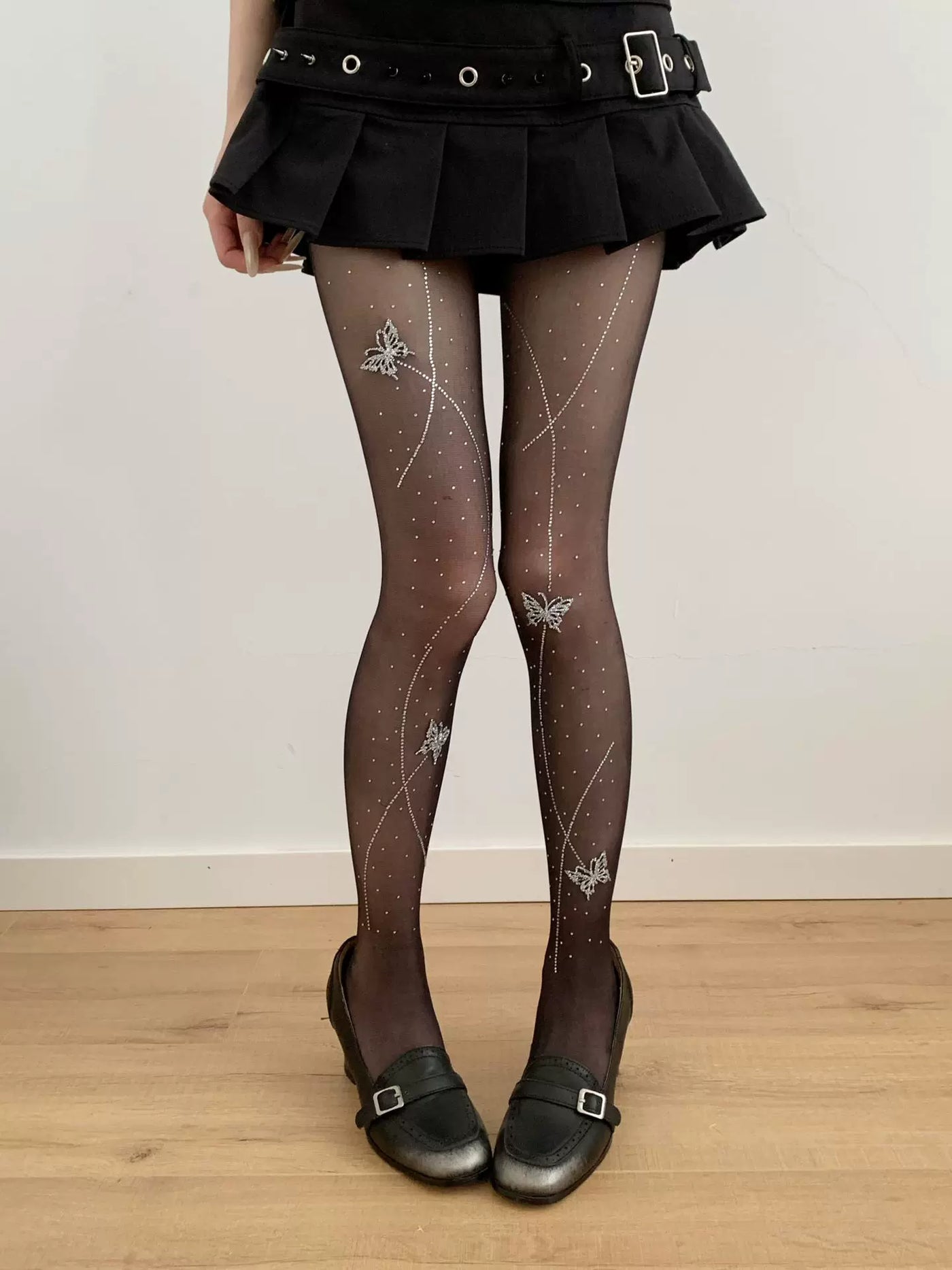 Black sheer lolita tights with rhinestone butterfly and line detailing