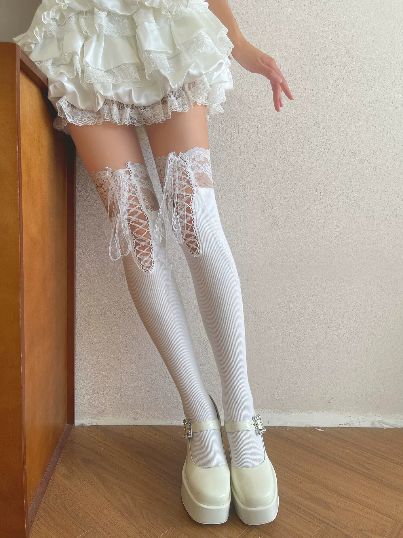 Sock Noble - Ballet Lace-Up - White Lace-Trim Lace-Up Socks in Three Lengths