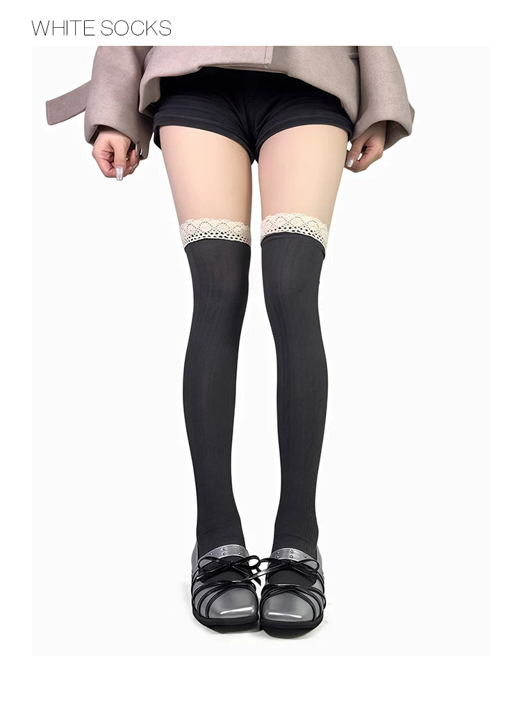 White Socks - Retro Lace Contrast - Over-the-Knee Socks with Lace Edging