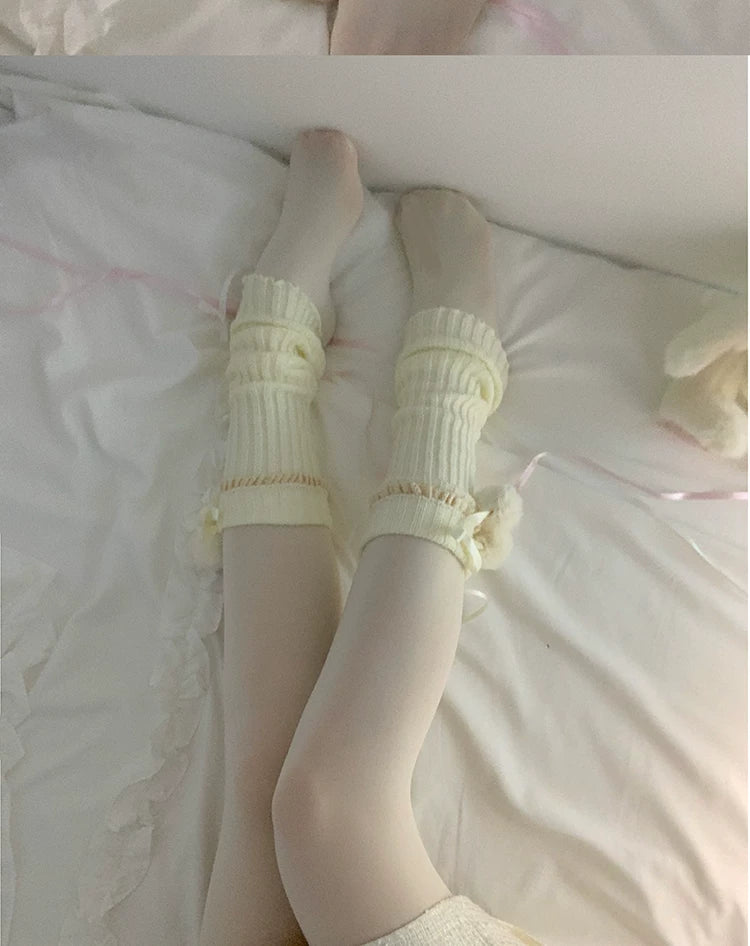 roji roji - Lace Pom-Pom - Knit Leg Warmers with Lace Edging, Ribbon Ties and Handmade Pom-Poms
