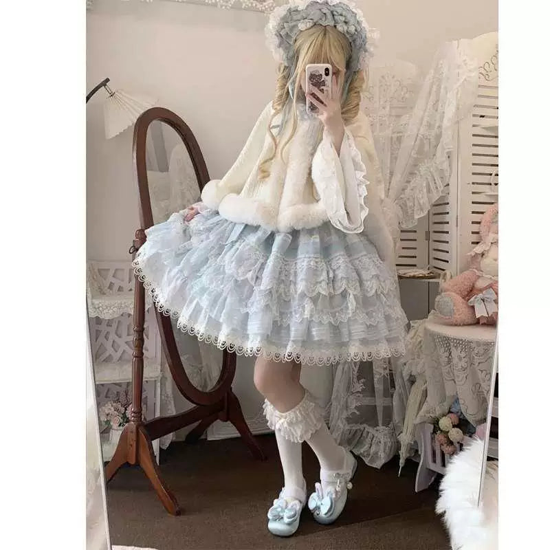 Sweetheart Dream Machine - Winter Plush Shawl - One-size plush cape with a solid-colour finish