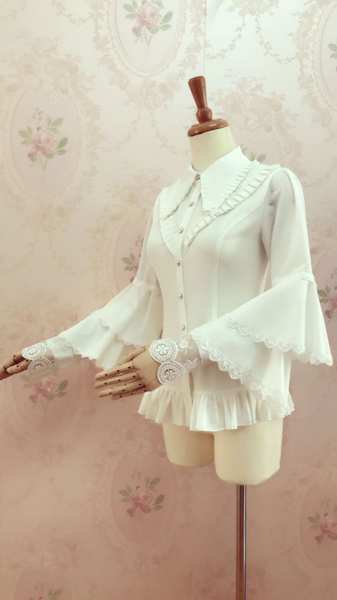 Yilia - Elegant Lolita Long Sleeve Slim Fit - Blouse Innerwear